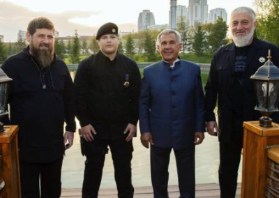 Глава Татарстана наградил сына Кадырова орденом «Дружбы»
