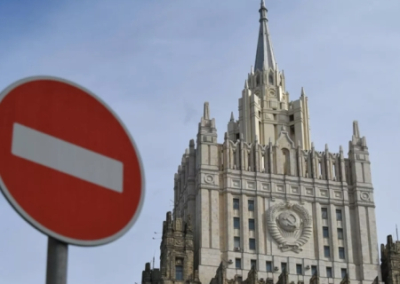 Власти США не выпускают в Москву сотрудников российских загранучреждений