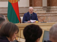 Лукашенко: США хотят руками поляков, прибалтов и украинцев развязать войну