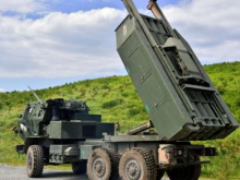 Киев планирует разместить РСЗО HIMARS в 60 км от российской границы и в 511 км от Москвы