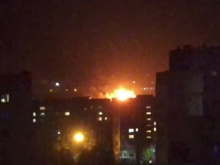 Украинские войска ночью нанесли удар по нефтебазе в Луганске