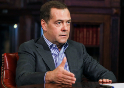 Медведев: украинцы — расходный материал на выбранном Западом театре военных действий
