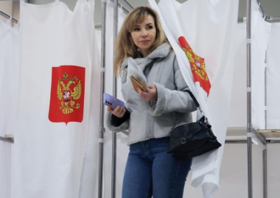 Руководство Крыма называет переизбранного президента «великим государем»