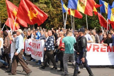 Молдова и Киргизия: невыученные уроки переворотов