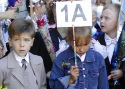 Половина педагогов Крыма не вакцинированы, но родителей на сентябрьскую линейку пустят «только привитых»