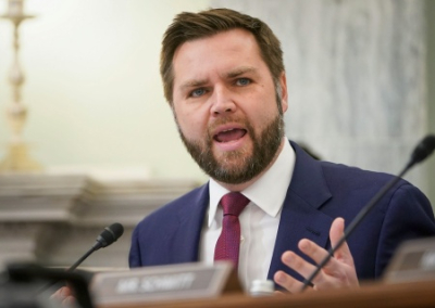 Сенатор Вэнс: финансирование Украины — позор и предательство США