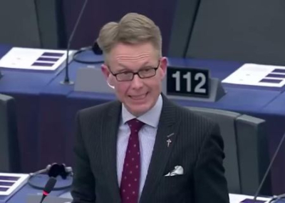 Евродепутат: Германия ограничена в действиях как со стороны НАТО, так и с ЕС