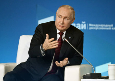 Путин: если поставки вооружений прекратятся завтра, Украине останется жить только неделю