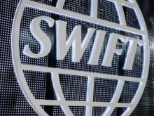 Россию шантажируют отключением от SWIFT