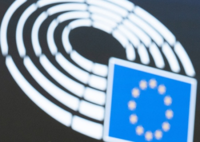 Члены Европарламента поддержали продолжение конфликта на Украине и осудили мирные инициативы Орбана