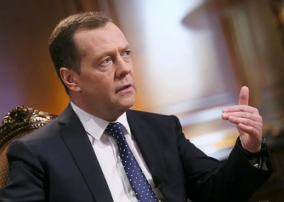 Медведев: целью будущих действий должен стать полноценный демонтаж политического режима Украины