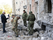 Украинские войска ведут обстрелы республик Донбасса и Белгородской области. Обзор ситуации в прифронтовых регионах России на вечер 12 апреля