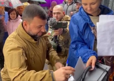 Жители ДНР активно голосуют на референдуме - Кофман