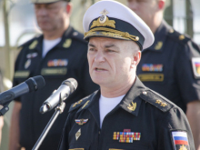 Новый командующий Черноморским флотом официально представлен под взрывы украинских БПЛА