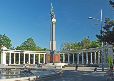 В Вене российскую делегацию не допустили к возложению цветов к памятнику