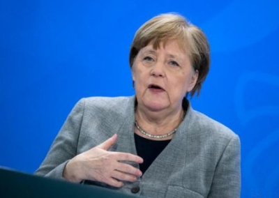Немецкие депутаты заинтересовались, почему Меркель скрывает приглашение на празднование 30-летия независимости Украины