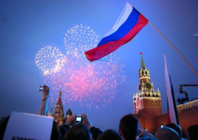 Этот день нужно праздновать не России