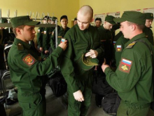 В России не будут увеличивать срок срочной службы