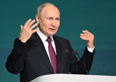 Путин заявил о возможности создать новую систему международных платежей