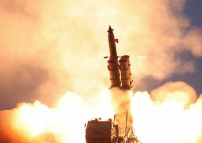 В КНДР в ответ на санкции США запустили две ракеты и предупредили о более «сильной реакции»
