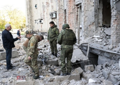 Украинские войска ведут обстрелы республик Донбасса и Белгородской области. Обзор ситуации в прифронтовых регионах России на вечер 12 апреля