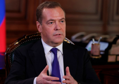 Медведев поддержал требование Аргентины к Британии вернуть Мальвинские острова