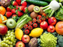 На Украине овощи и фрукты за год подорожали почти в полтора раза
