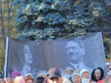 Молдаване встретили главу Еврокомиссии протестами против Санду