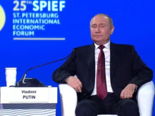 Путин: россияне — сильные люди, и могут справиться с любой задачей
