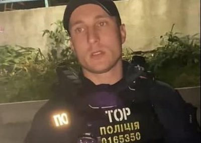 Жительница Хмельницкого закатила истерику из-за общения полицейских на русском языке. Видео