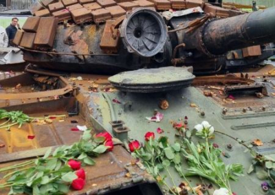 Голландцы, как и немцы, не оценили перфоманс с подбитым российским танком