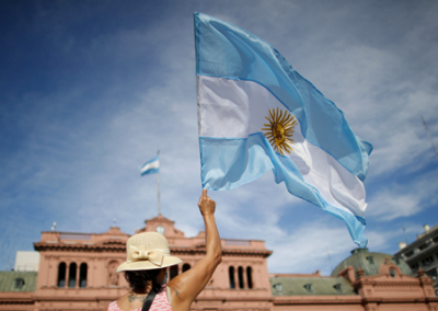 Аргентина отказалась от вступления в БРИКС после указания США