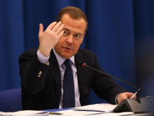 «Запылает вся Украина»: Медведев предупредил о последствиях ударов ВСУ по Крыму