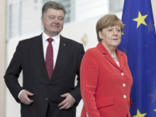 Меркель все больше похожа на Порошенко, а немцы требуют сближения с Россией