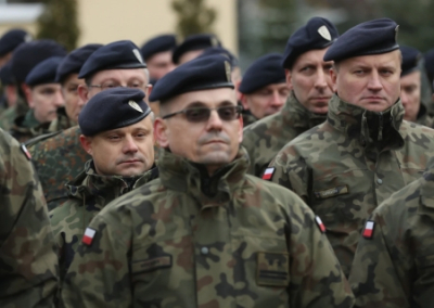 Из Польши сбежали 70 тысяч мужчин от принудительной мобилизации