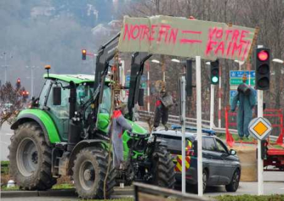 Фермеры Франции готовятся полностью заблокировать Париж
