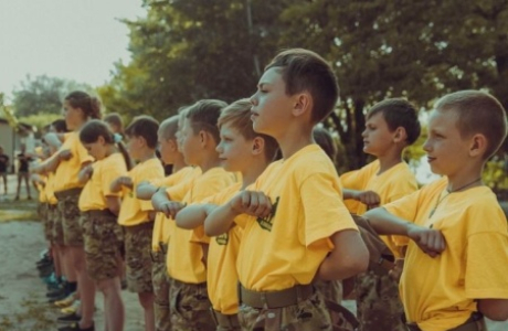 Юный киевлянин, который 8 лет назад рекламировал «Азов», закончил свой «путь воина» на Донбассе