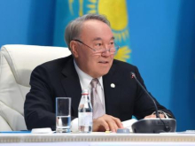 Назарбаев не собирается бежать из Казахстана