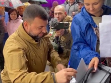 Жители ДНР активно голосуют на референдуме - Кофман