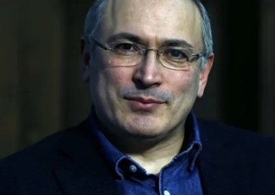 Ходорковский педофил? Олигарх оказался в списках пассажиров самолёта, который прилетал на «остров педофилов» Эпштейна
