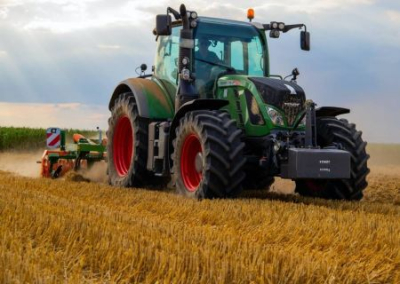 Польша получит дотацию ЕС в миллиард евро для сельхозпроизводителей, пострадавших от Украины