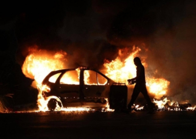 Во Франции всё стабильно. За ночь сожгли 159 автомобилей