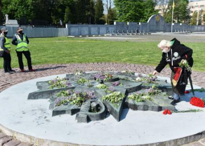 Россия требует от Украины выполнять обязательства по защите воинских мемориалов