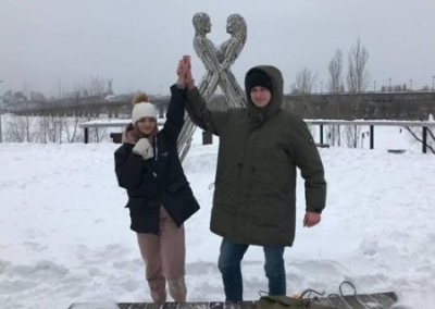 14 февраля пара харьковчан сковала себя цепью на 3 месяца для проверки своих чувств