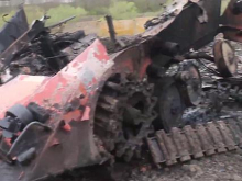 В Харьковской области уничтожена колонна бронетехники ВСУ, пытавшаяся прорваться в населённый пункт