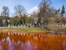 В припадке русофобии из-за спецоперации России на Украине в Литве загрязнили озеро