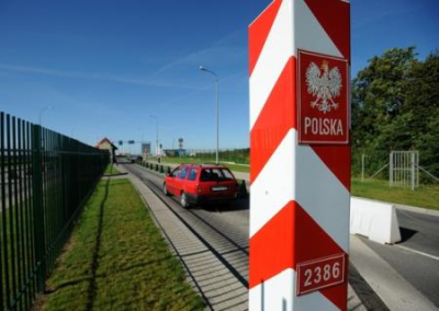 Польша намерена отгородиться от России забором