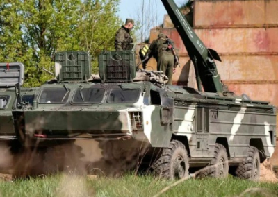 Белорусы отрабатывают удары из РСЗО «Полонез» и ракетных комплексов «Точка-У»