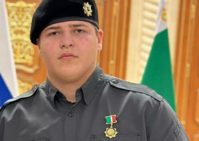 15-летний сын Кадырова стал героем Чечни