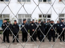 Украинская власть выпустила из тюрем убийц, искупать вину на фронте
